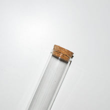 Načíst obrázek do prohlížeče Galerie, Skleněná zkumavka s korkovou zátkou (50 ml)
